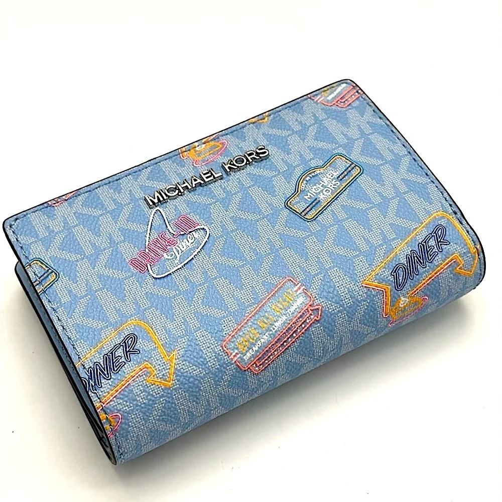 Michael Kors Jet Set Travel Medium Printed Signature Logo Bi-Fold Wallet LT SKY